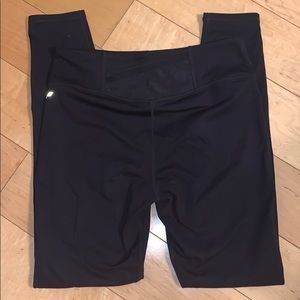 Fabletics Trinity High-Waisted Pocket Legging